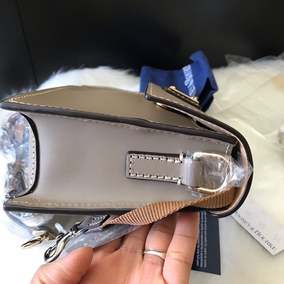 Dooney & Bourke - Picture 7 of 10